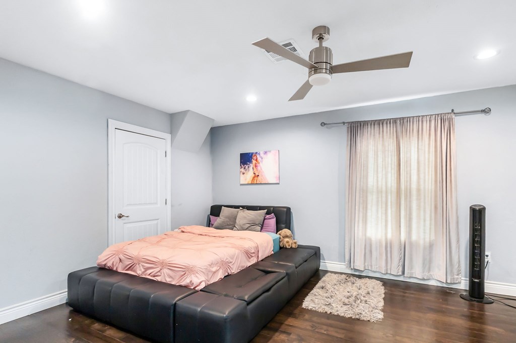 330 Oak Meadow Lane