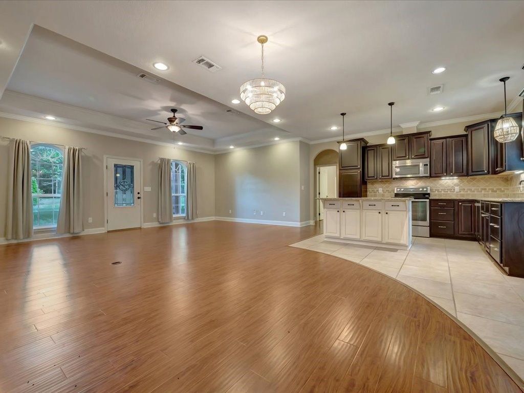 1207 Old Ewing Road