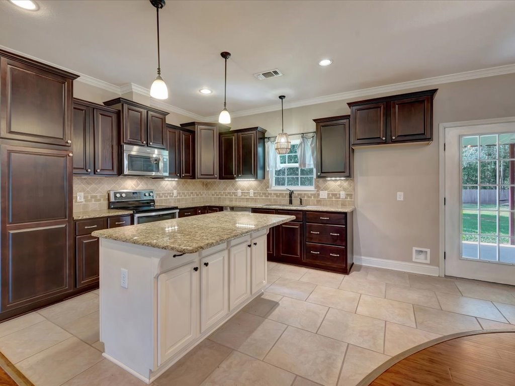 1207 Old Ewing Road