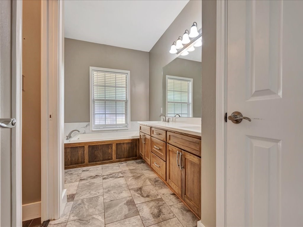 132 Hunters Glen Drive