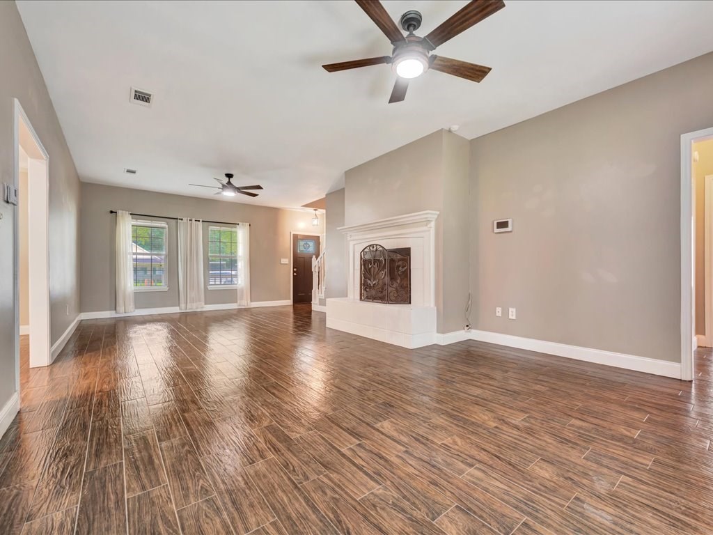 132 Hunters Glen Drive