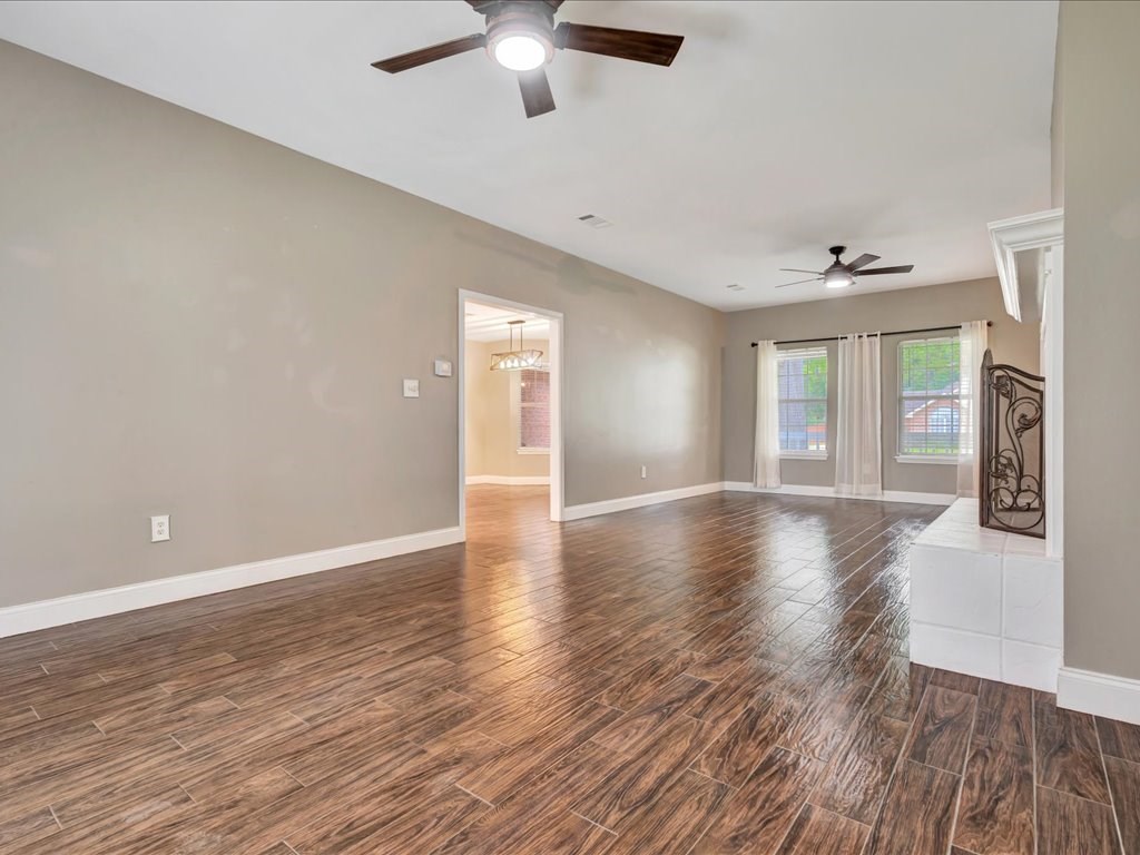 132 Hunters Glen Drive