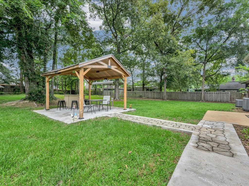 132 Hunters Glen Drive