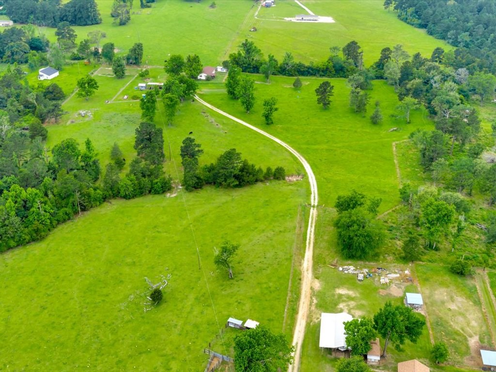 868 Bailey Road