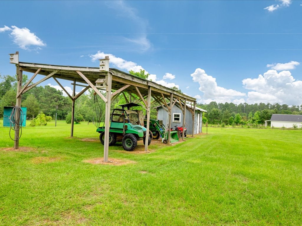 868 Bailey Road