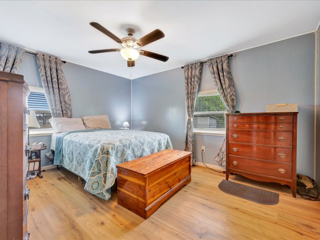 868 Bailey Road