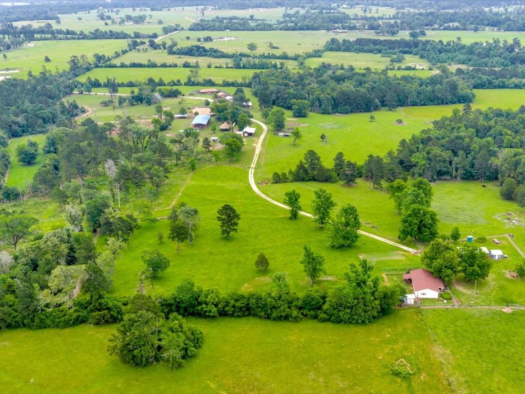 868 Bailey Road
