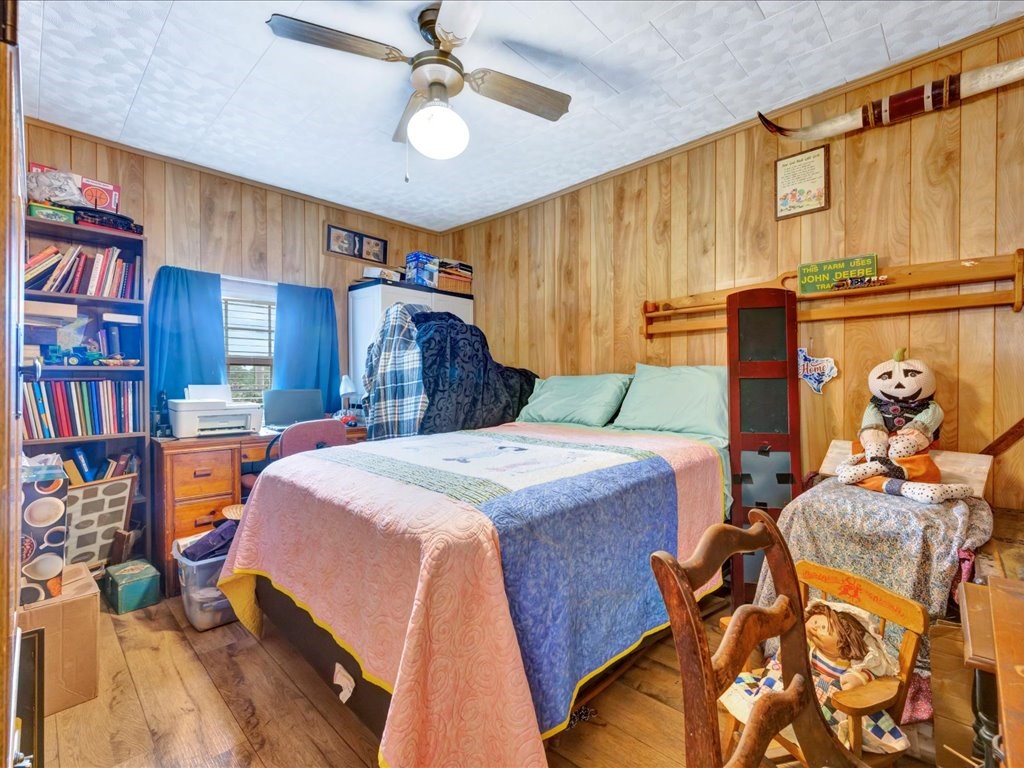 868 Bailey Road