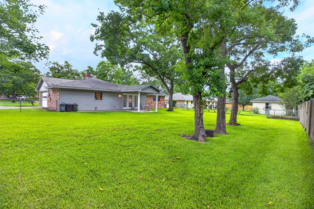 906 Linkwood Drive