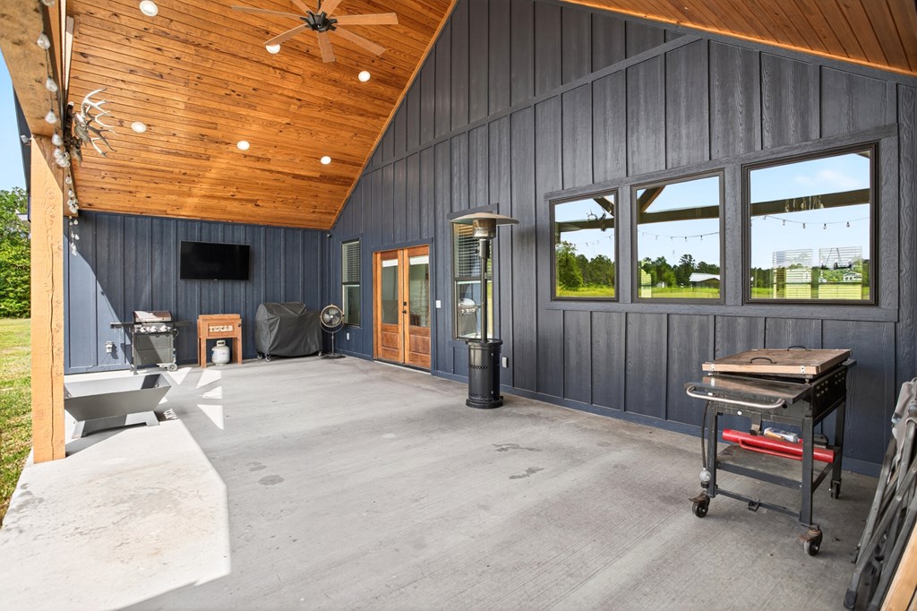 875 Timber Ranch Road