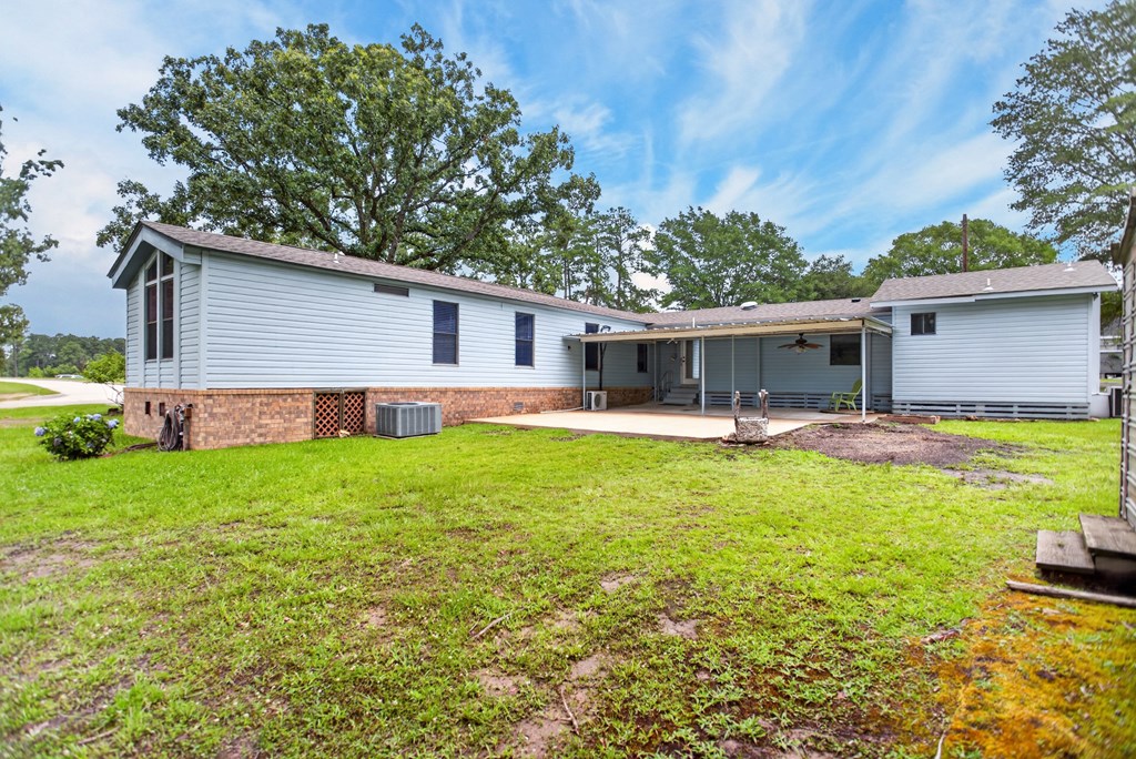 1404 Rice Street