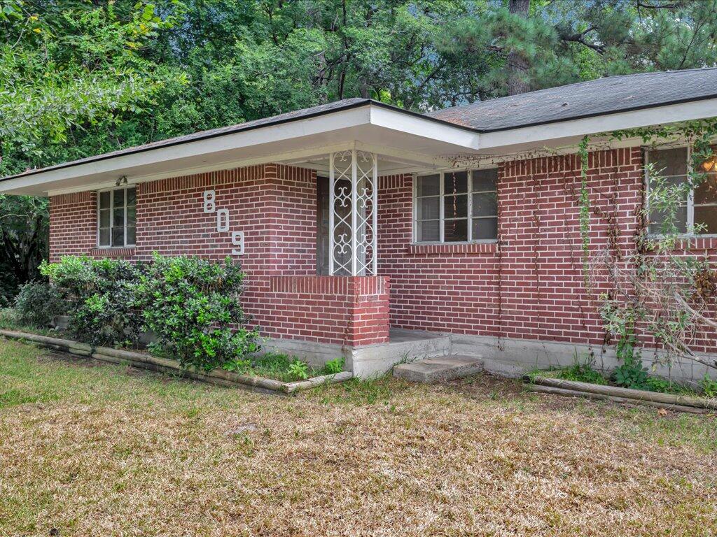 809 Mcgregor Drive