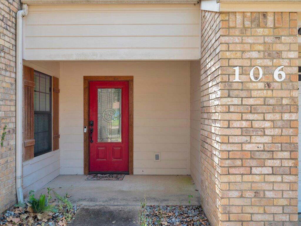 106 West Creek Drive
