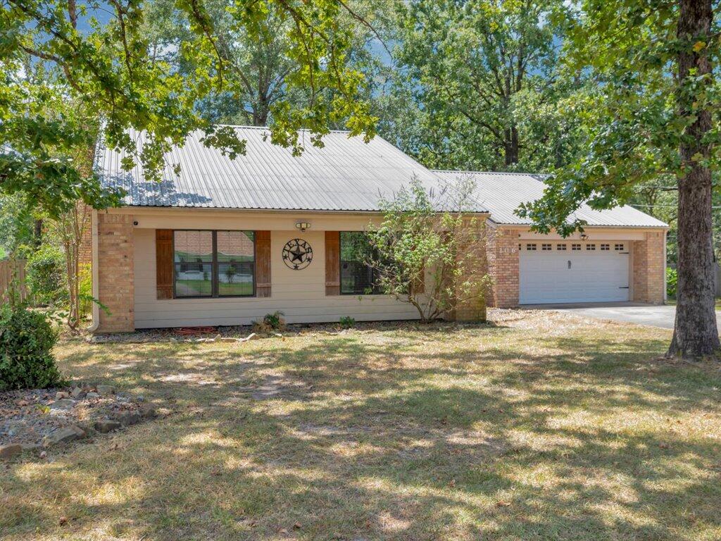 106 West Creek Drive