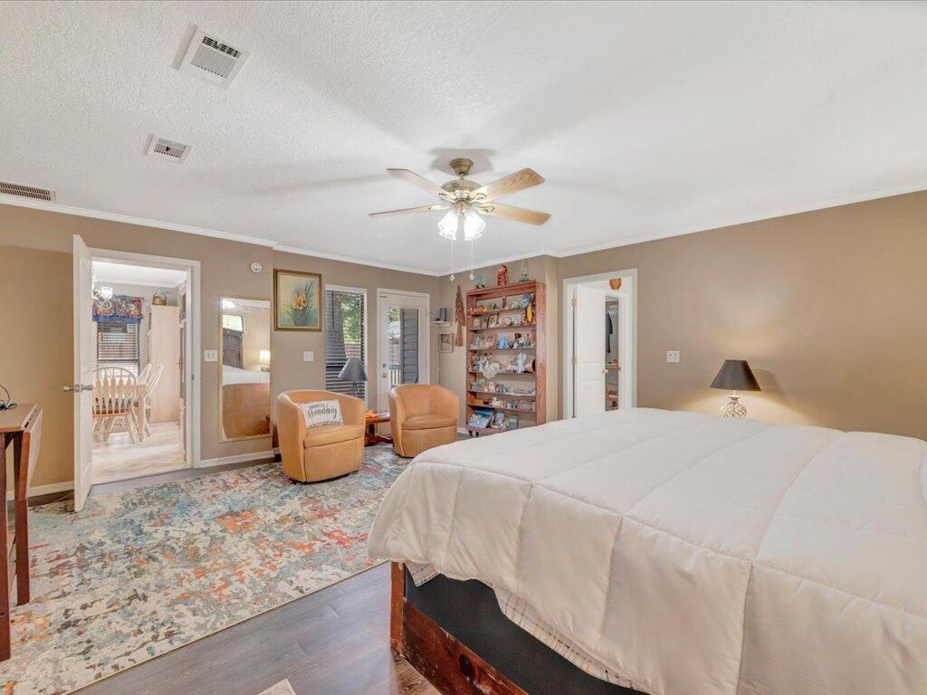 106 West Creek Drive