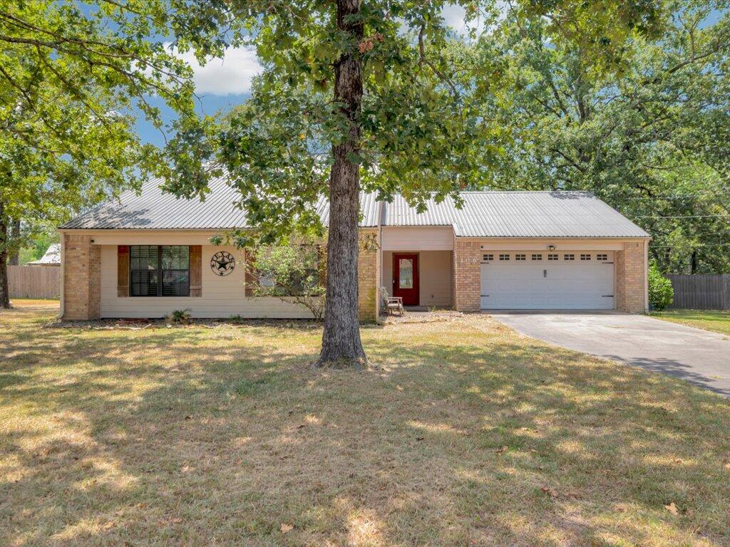 106 West Creek Drive