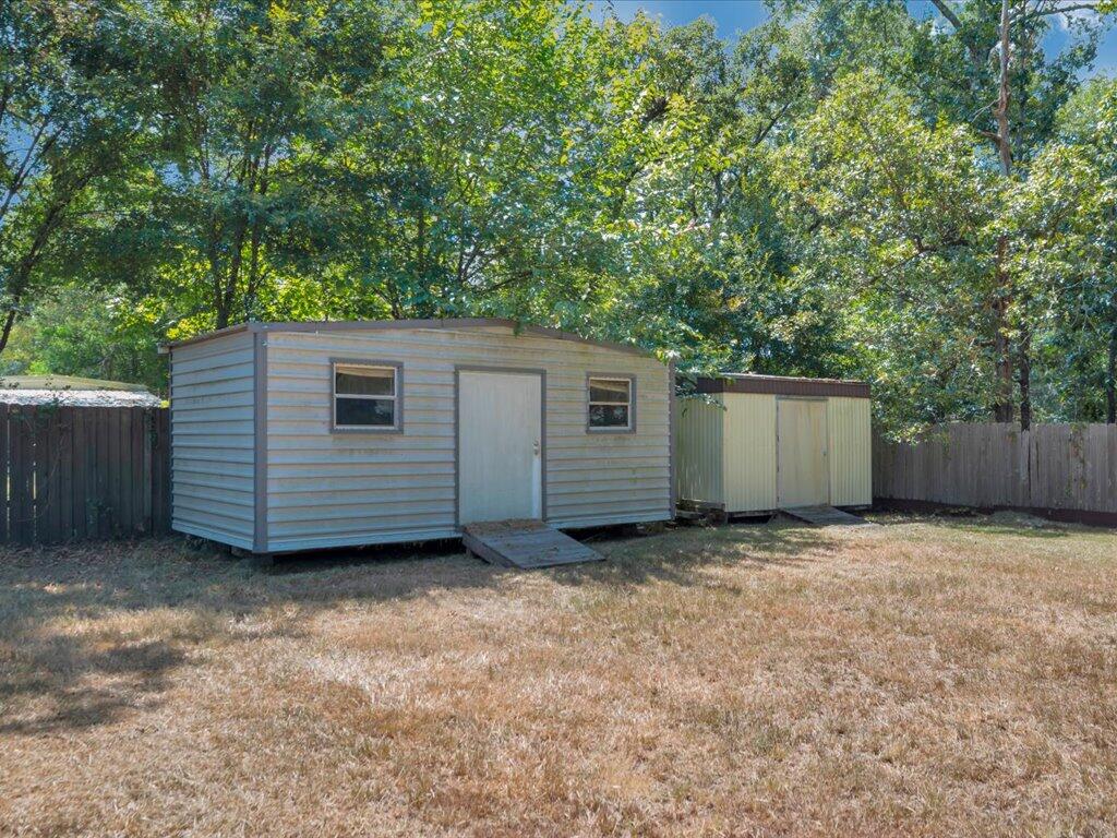 106 West Creek Drive