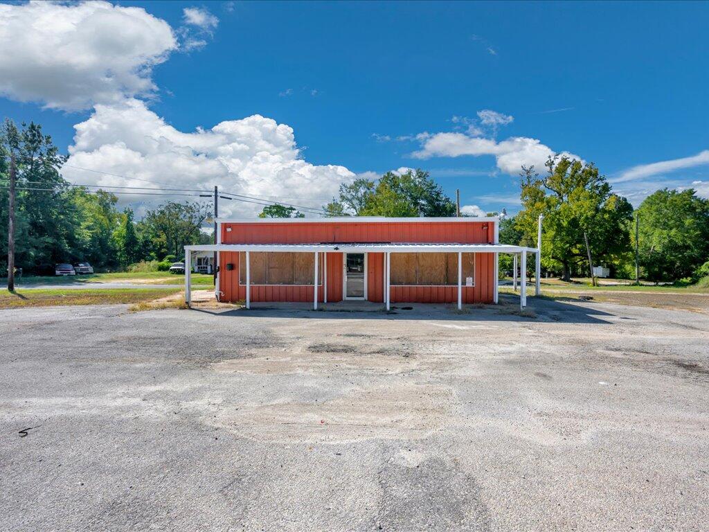502 E Main Street