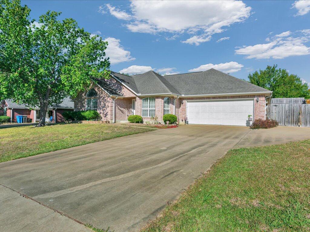 107 Honeysuckle Court