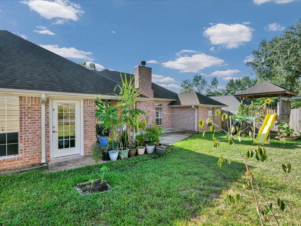 107 Honeysuckle Court