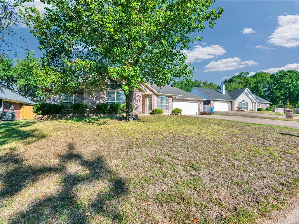 107 Honeysuckle Court