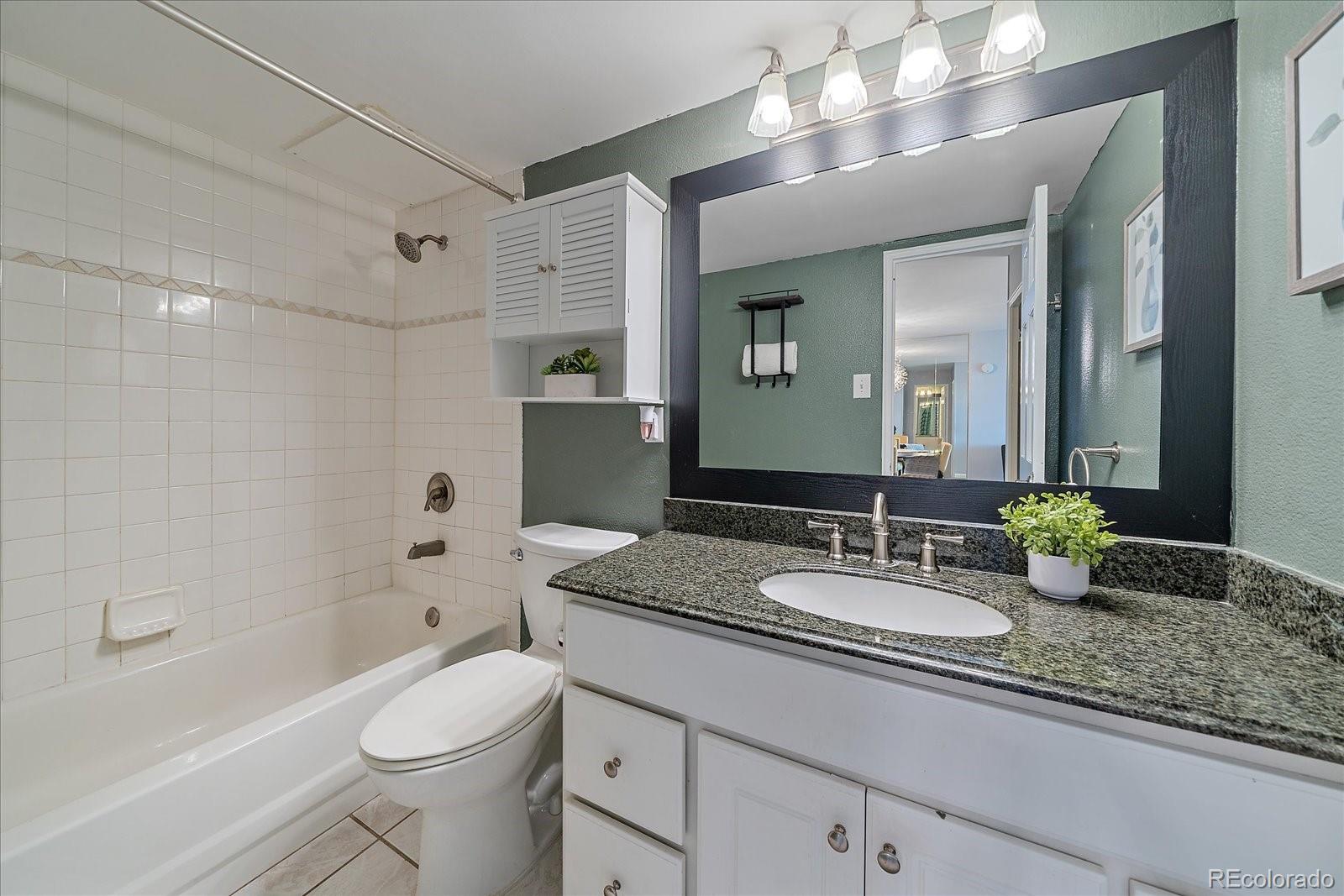 800 N Washington Street Unit: 706