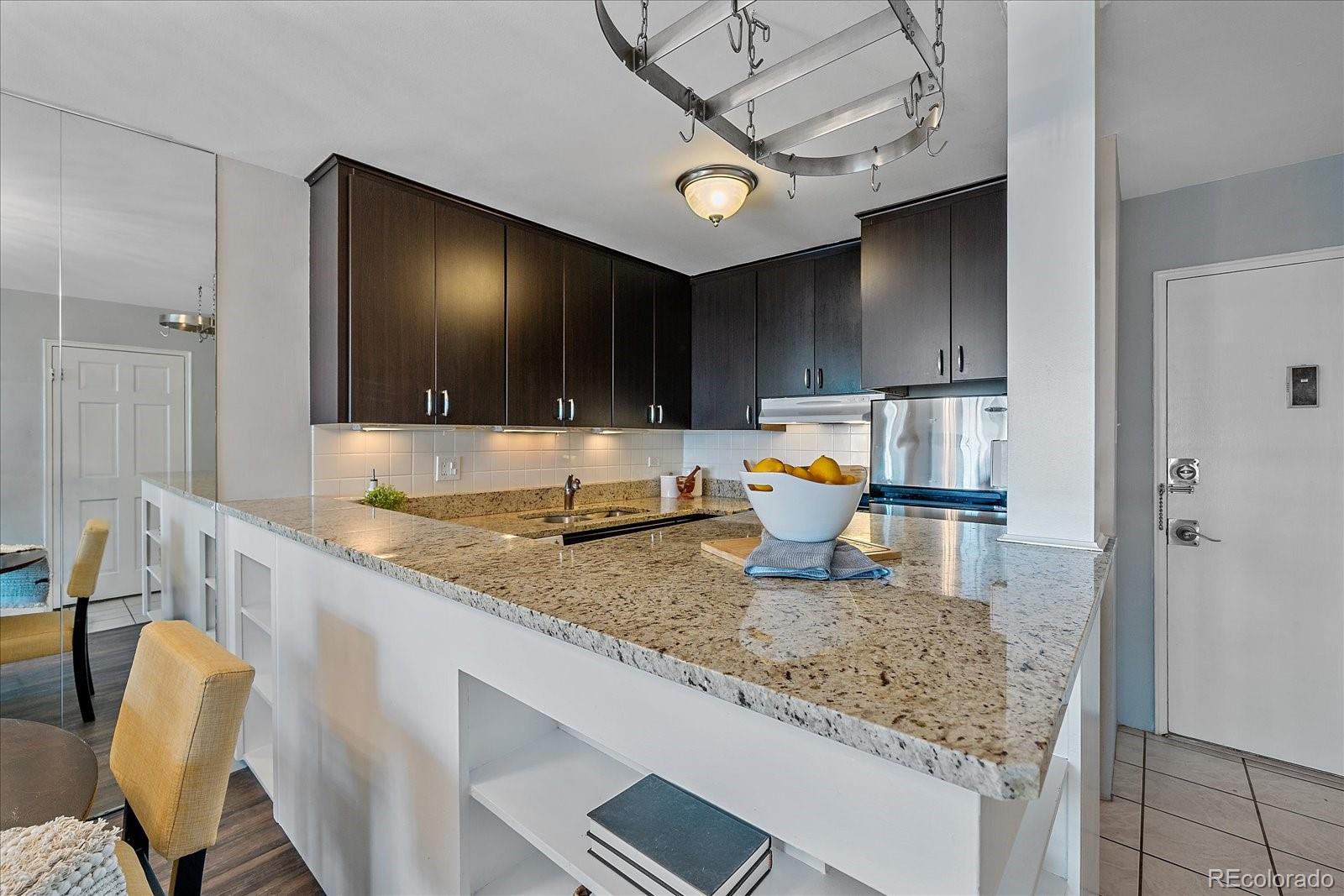 800 N Washington Street Unit: 706
