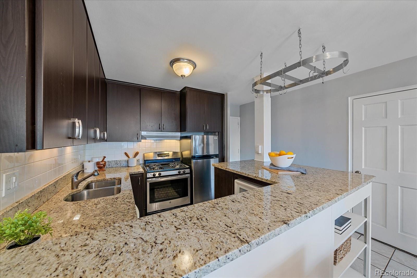 800 N Washington Street Unit: 706