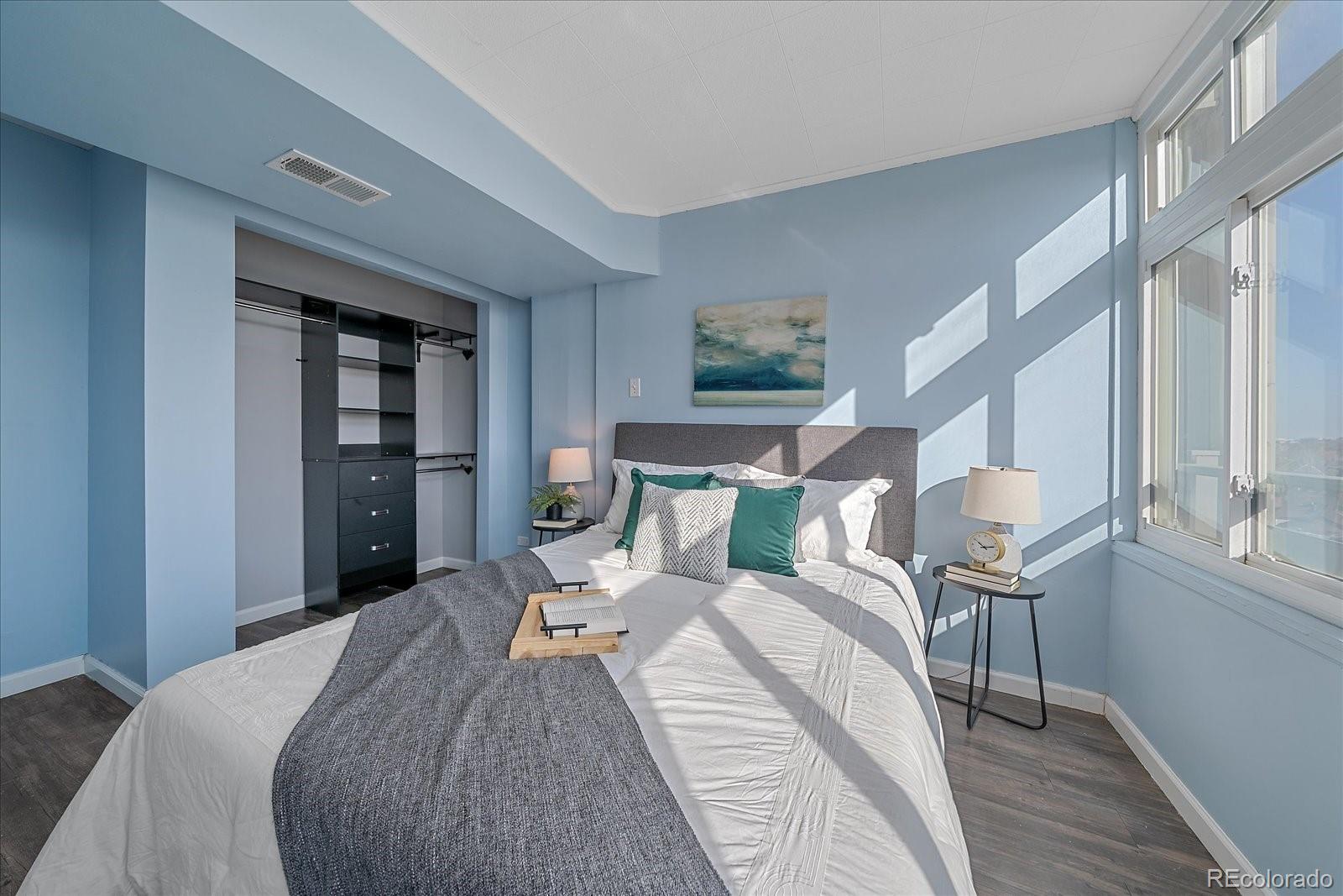 800 N Washington Street Unit: 706