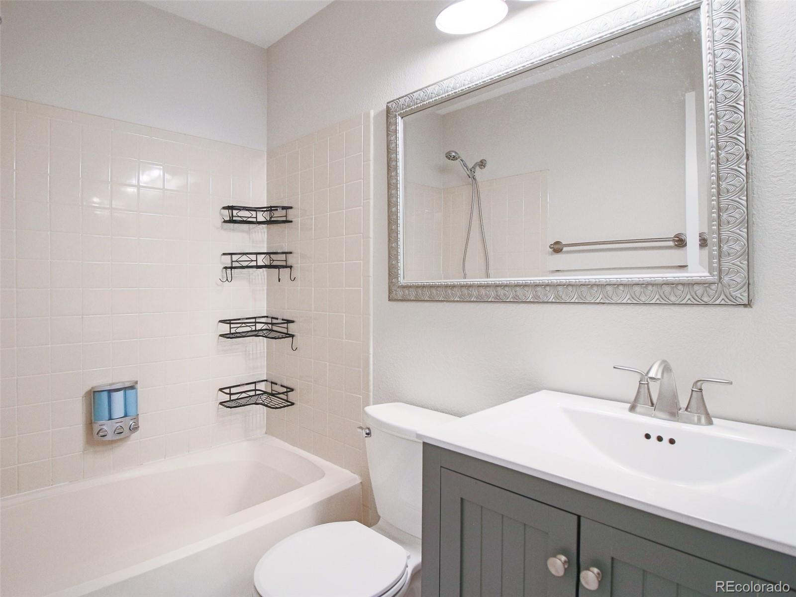 1885 S Quebec Way Unit: H17