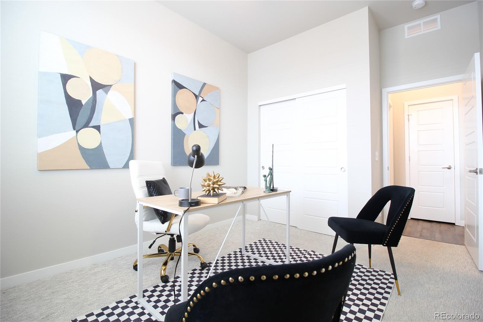 420 E Fremont Place Unit: 408