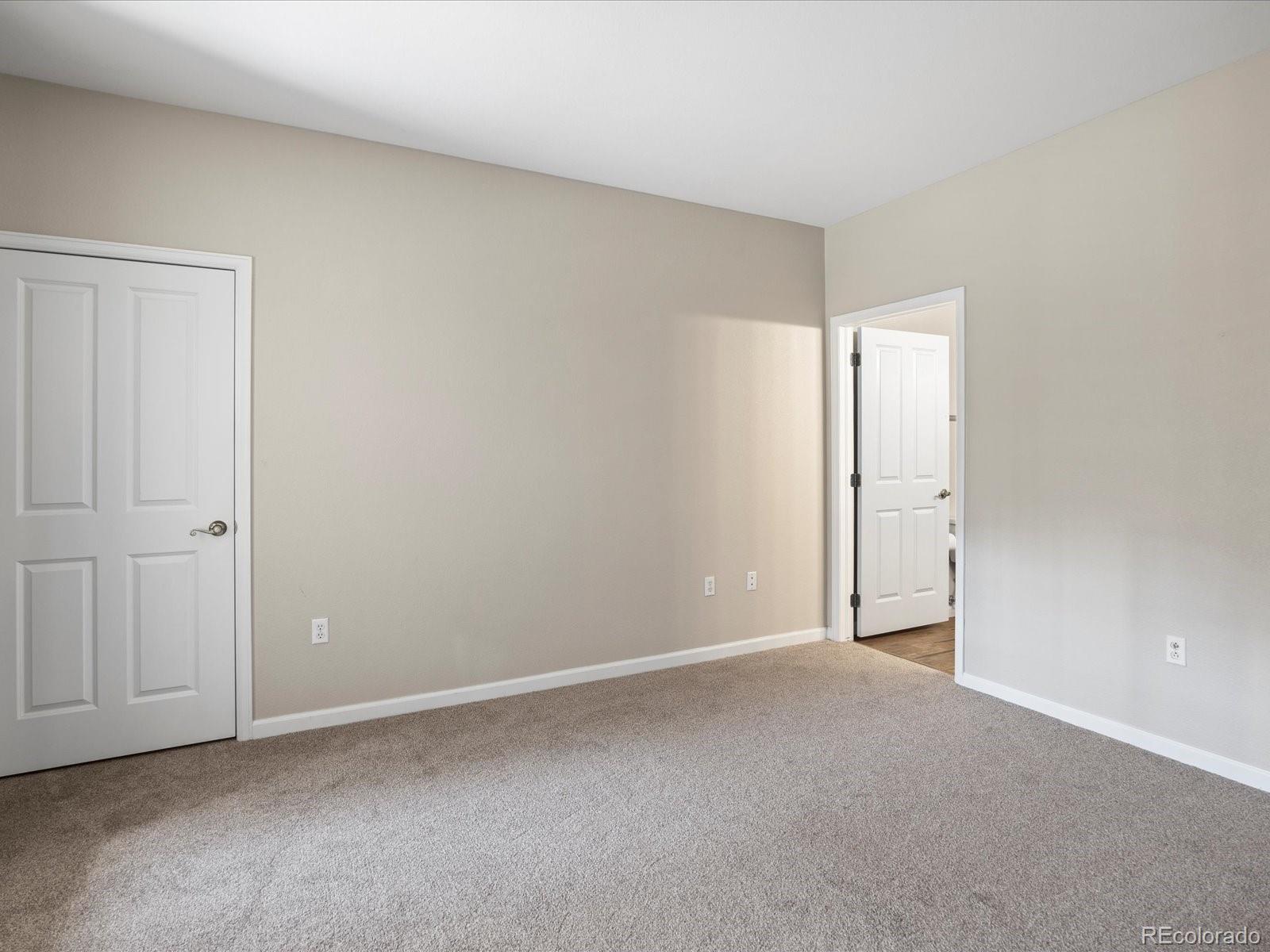 4005 S Dillon Way Unit: 102