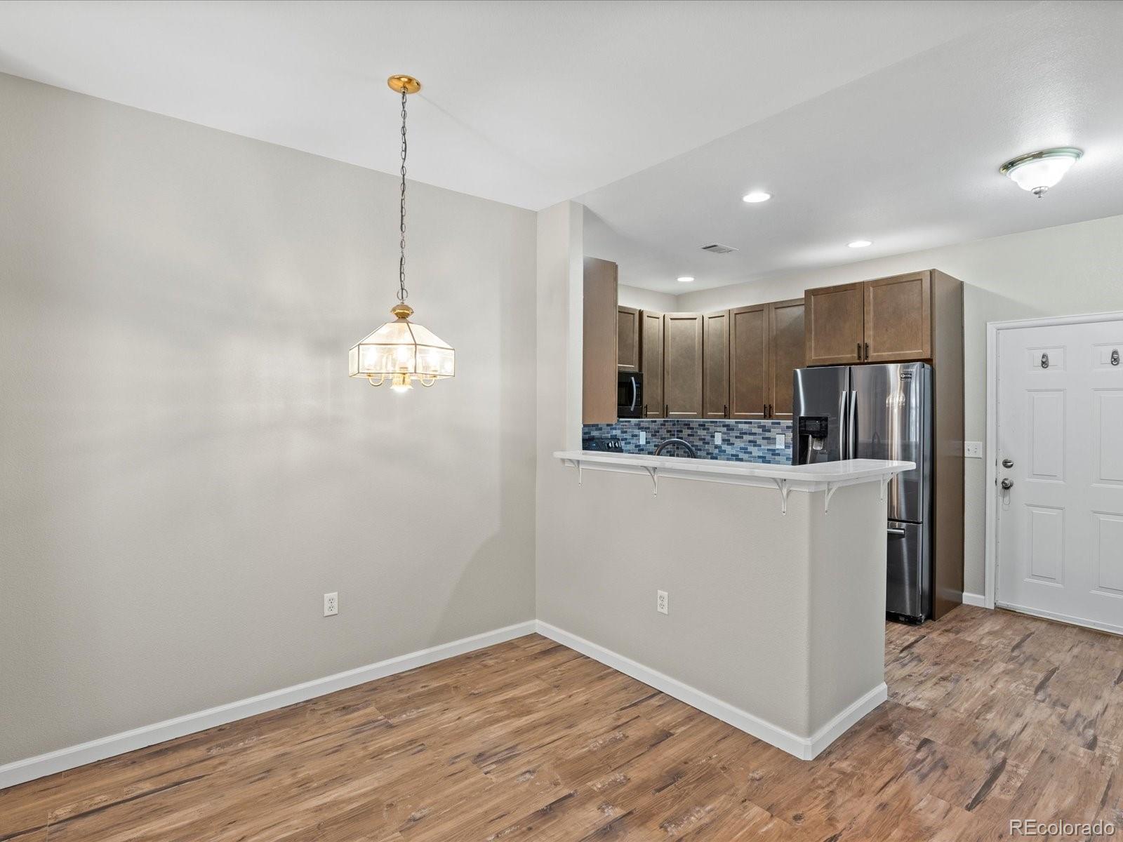 4005 S Dillon Way Unit: 102