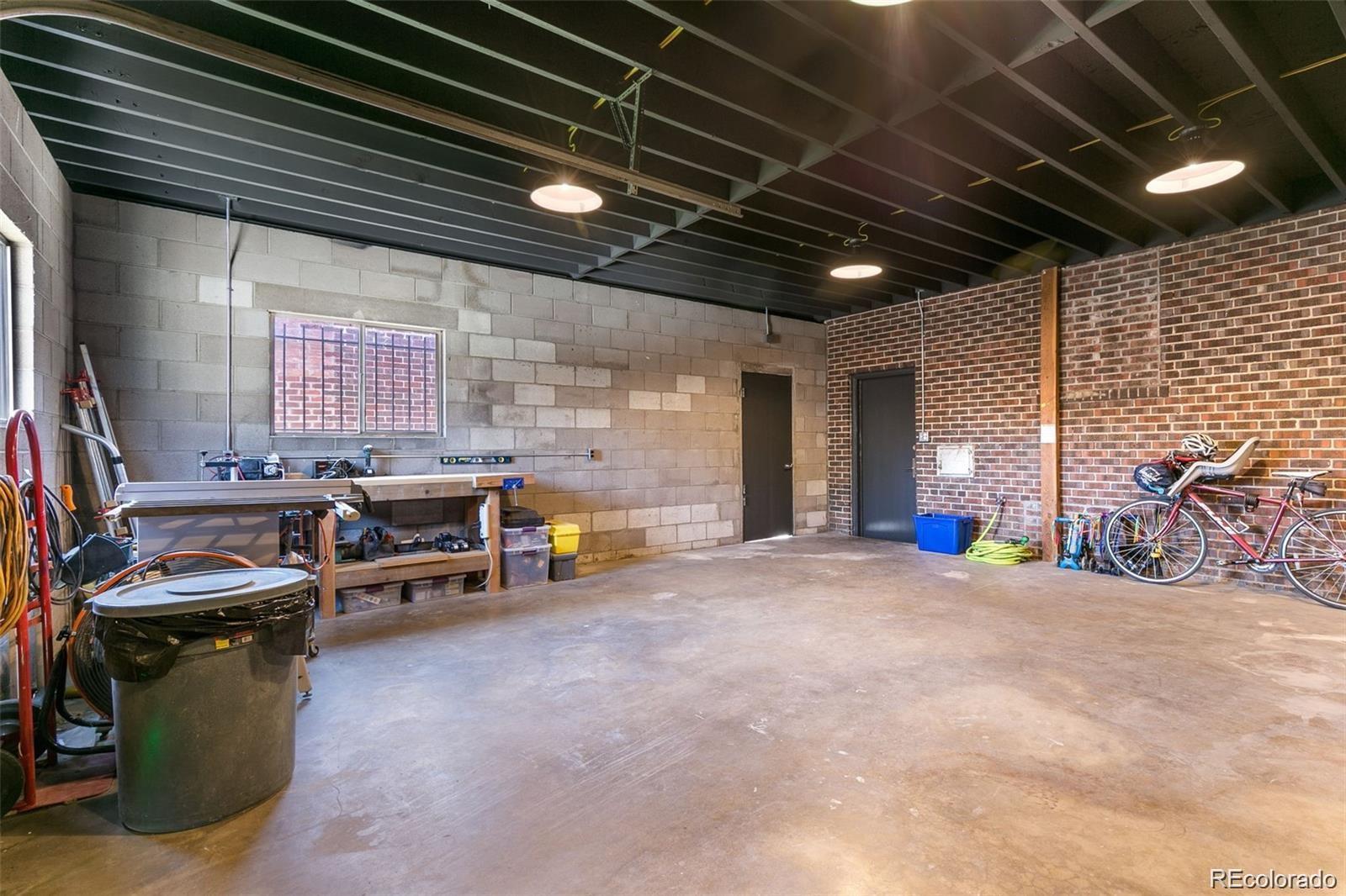 3216 Vine Street