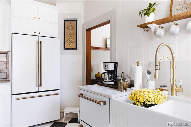 1305 E 13th Avenue Unit: 1