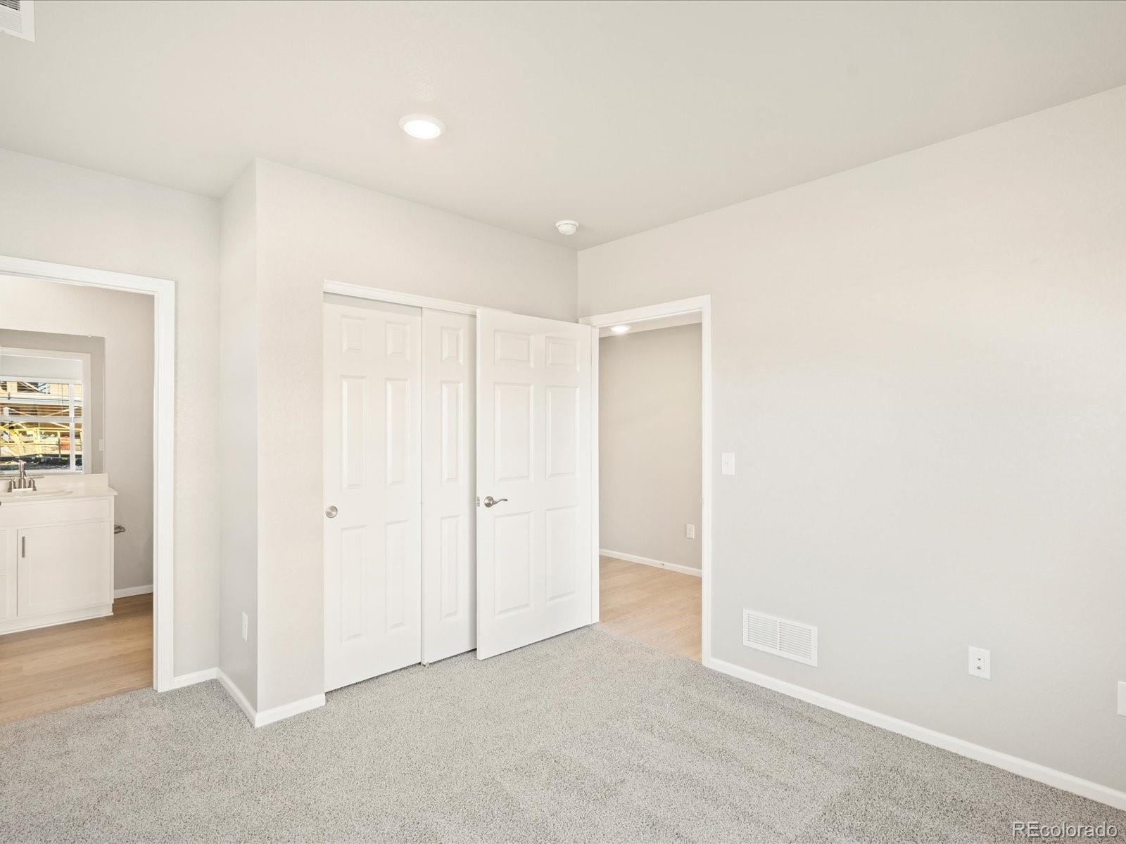 14432 Pansy Loop