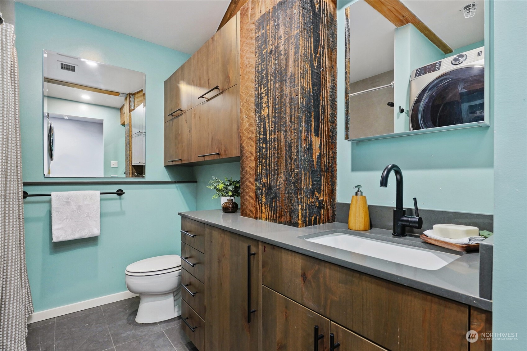 1505 11th Avenue Unit: 203