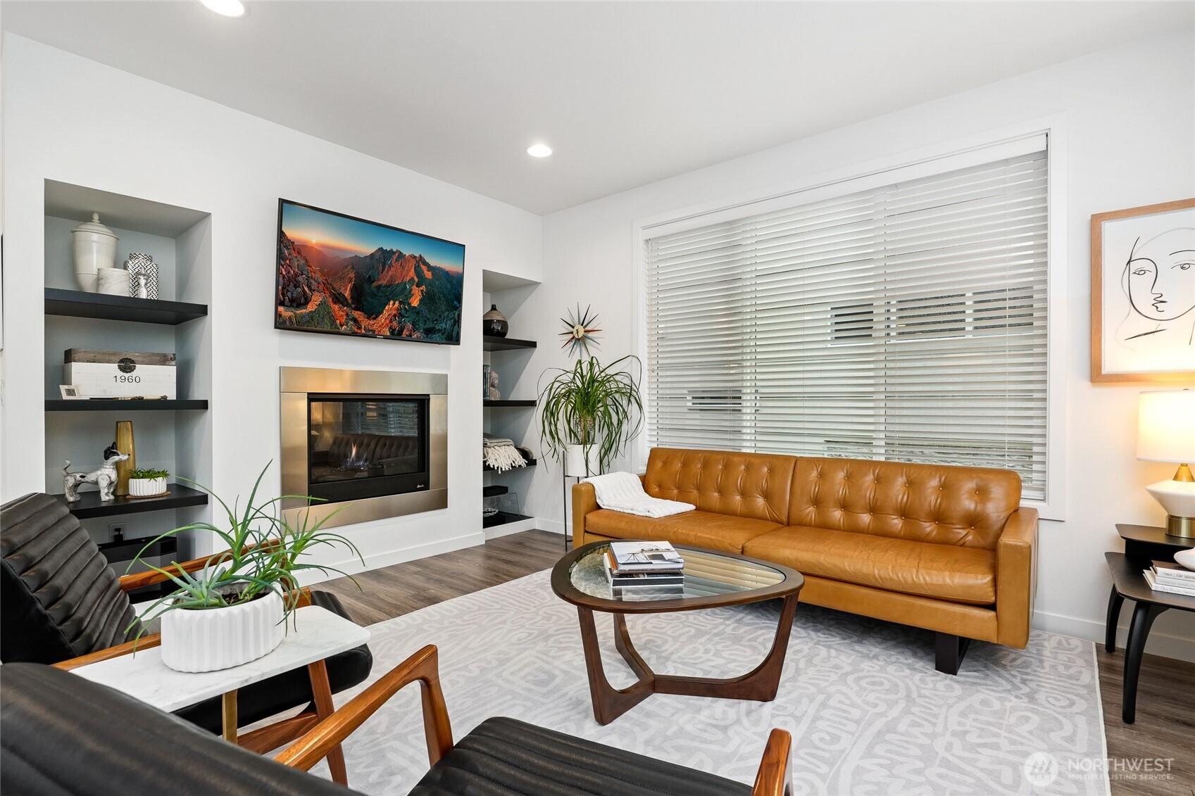 426 3rd Court NW