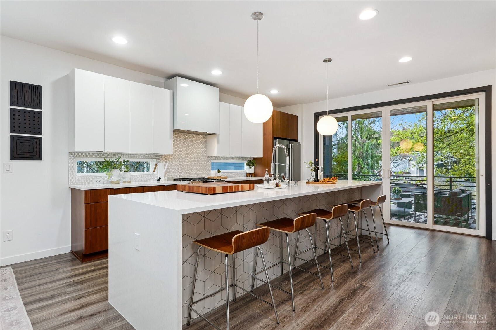 426 3rd Court NW
