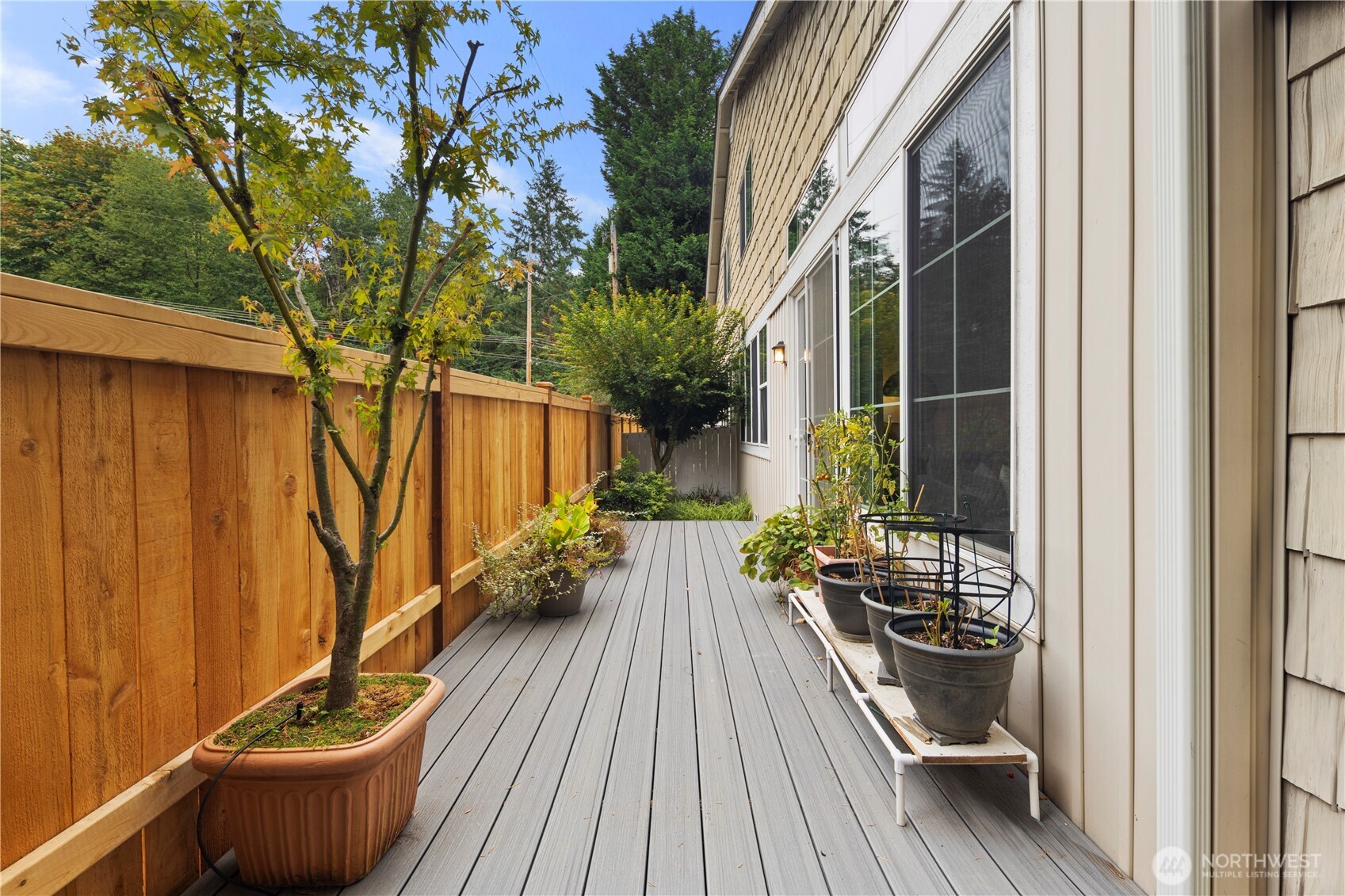 120 Newport Way NW Unit: 17