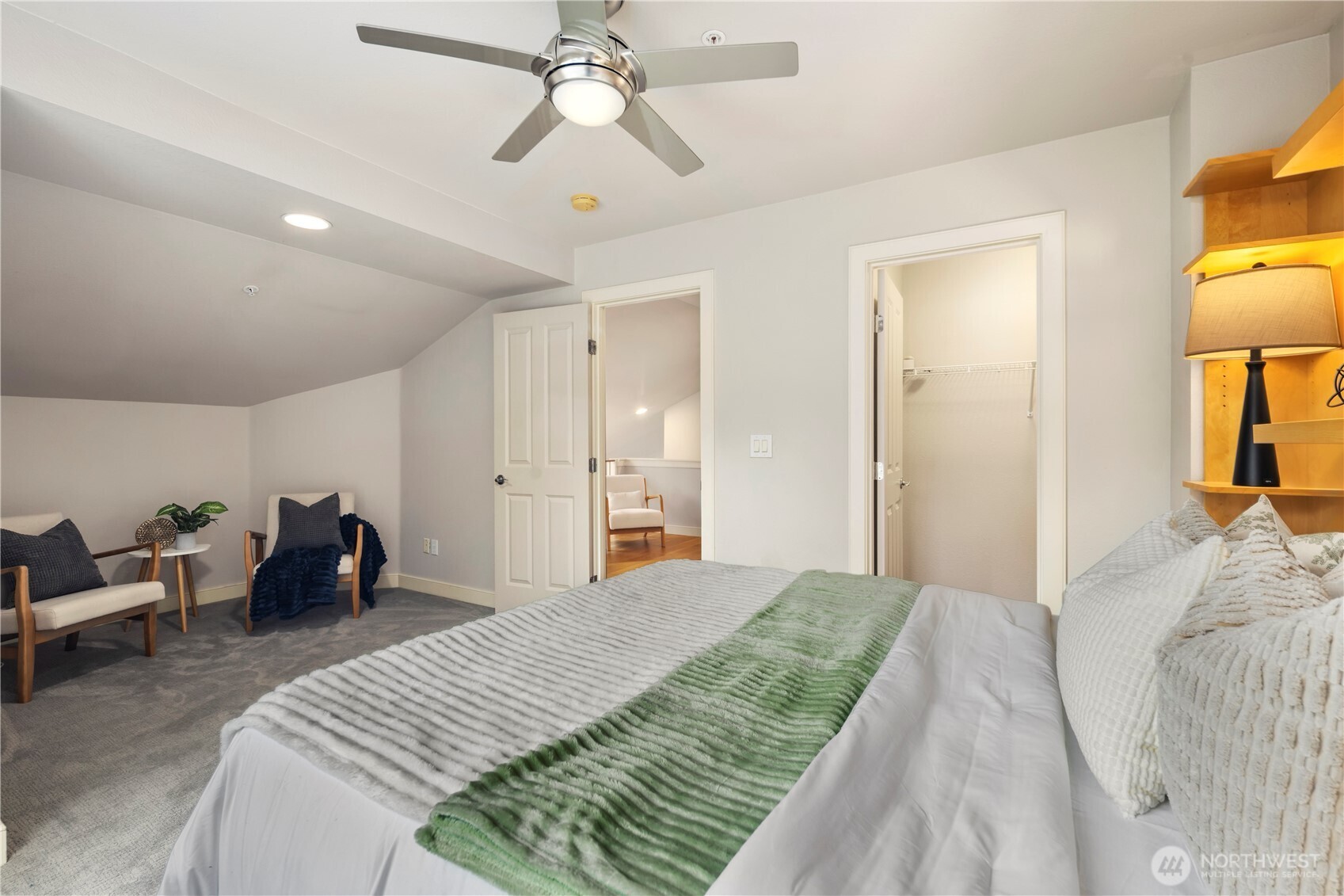 120 Newport Way NW Unit: 17