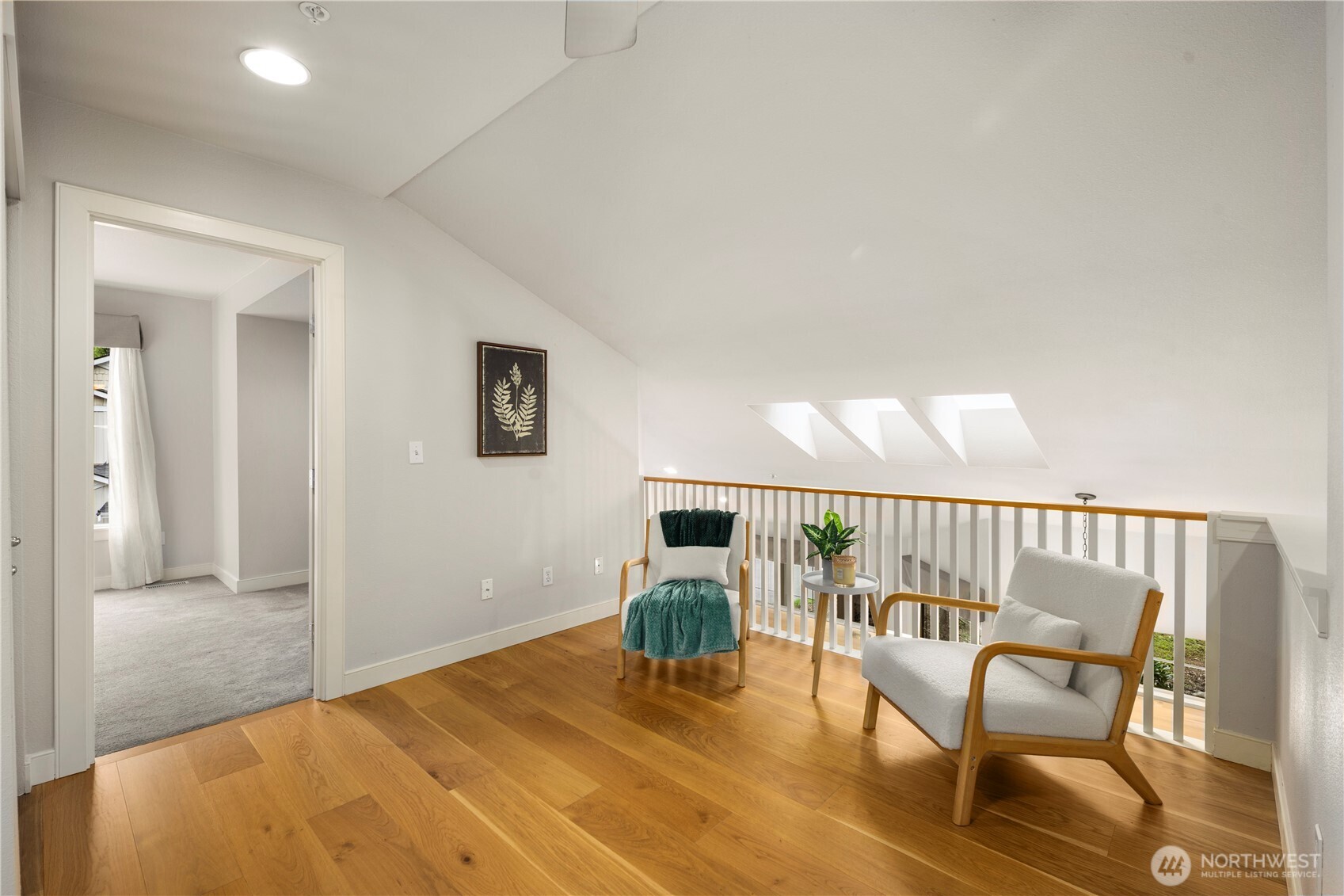 120 Newport Way NW Unit: 17