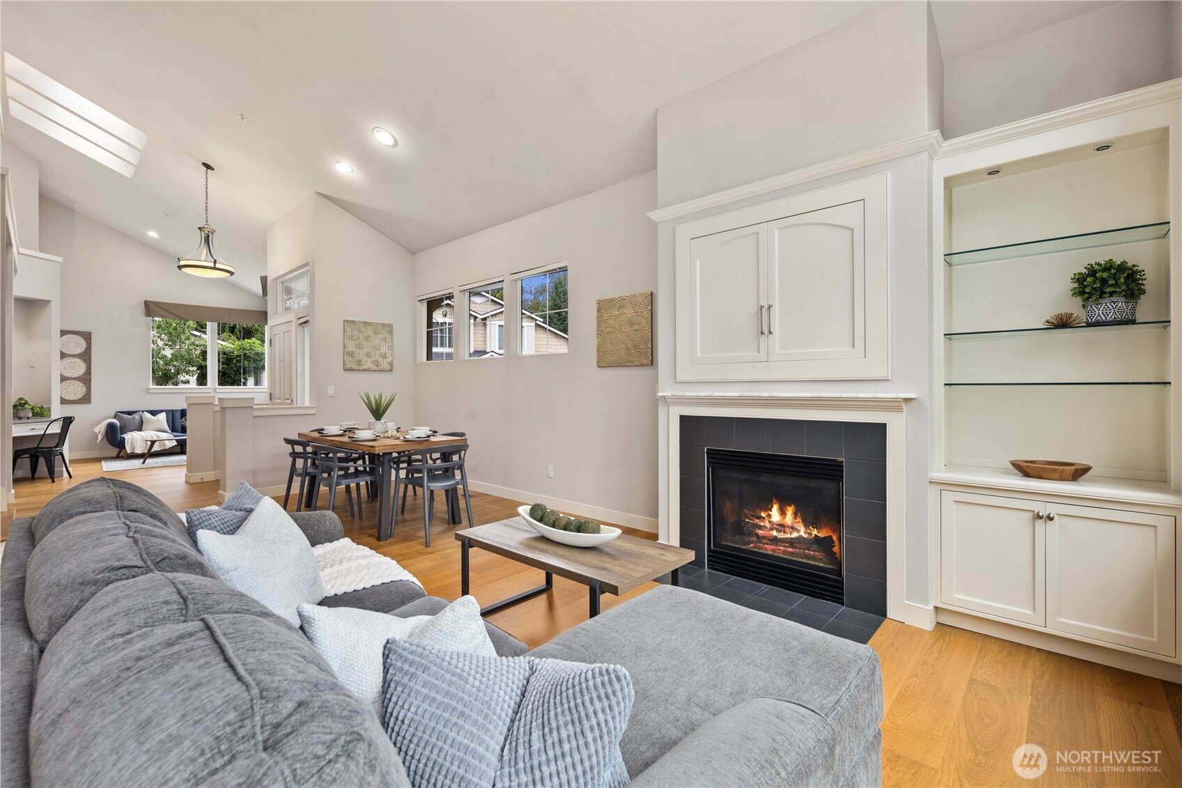 120 Newport Way NW Unit: 17