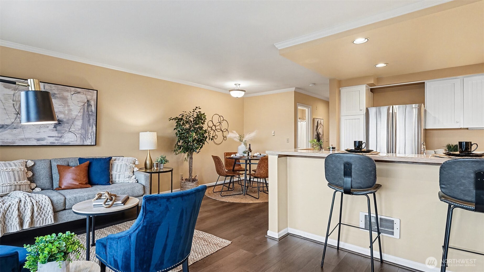 3420 Burke N Unit: C-308