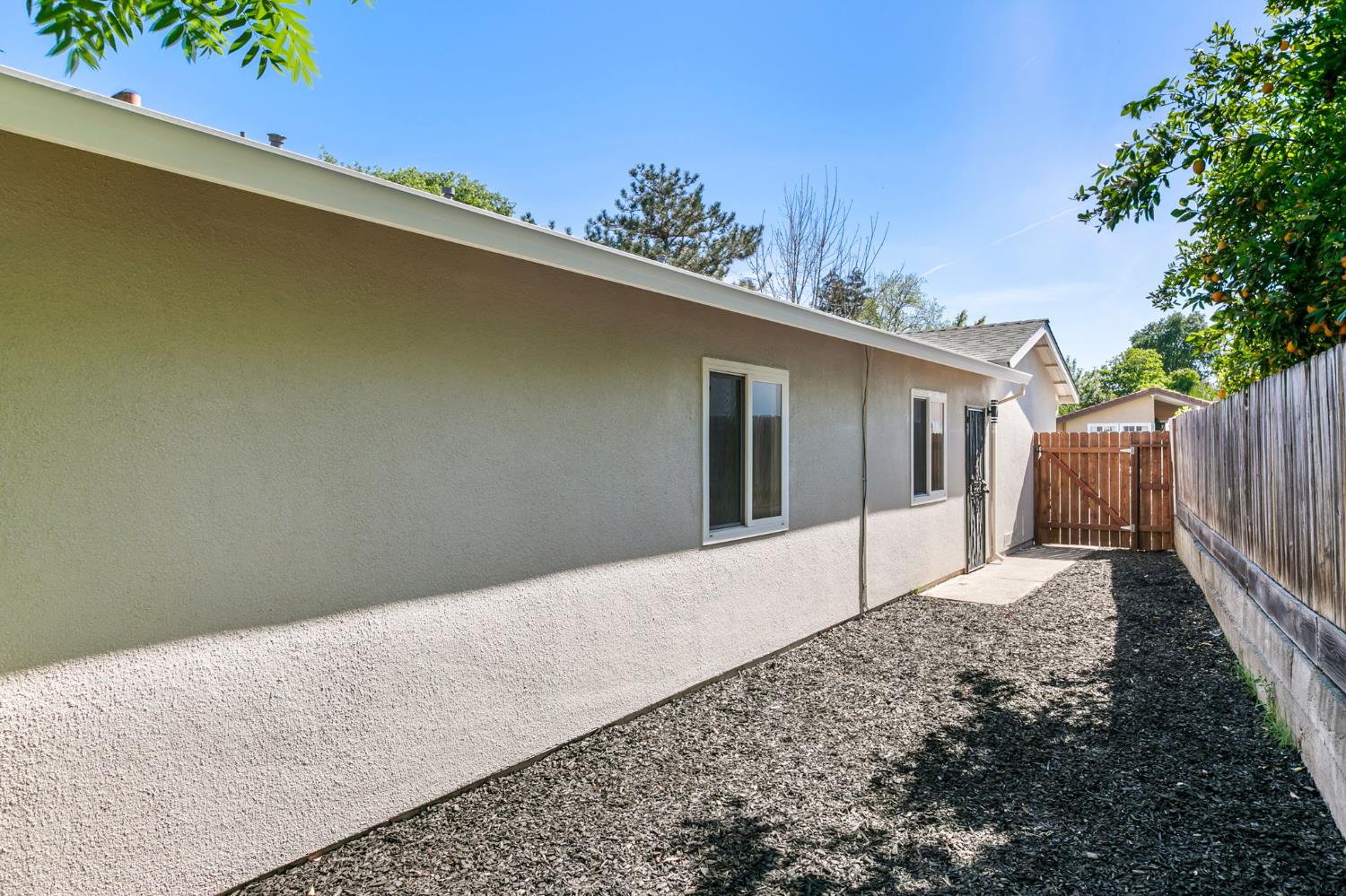 909 Regatta Drive