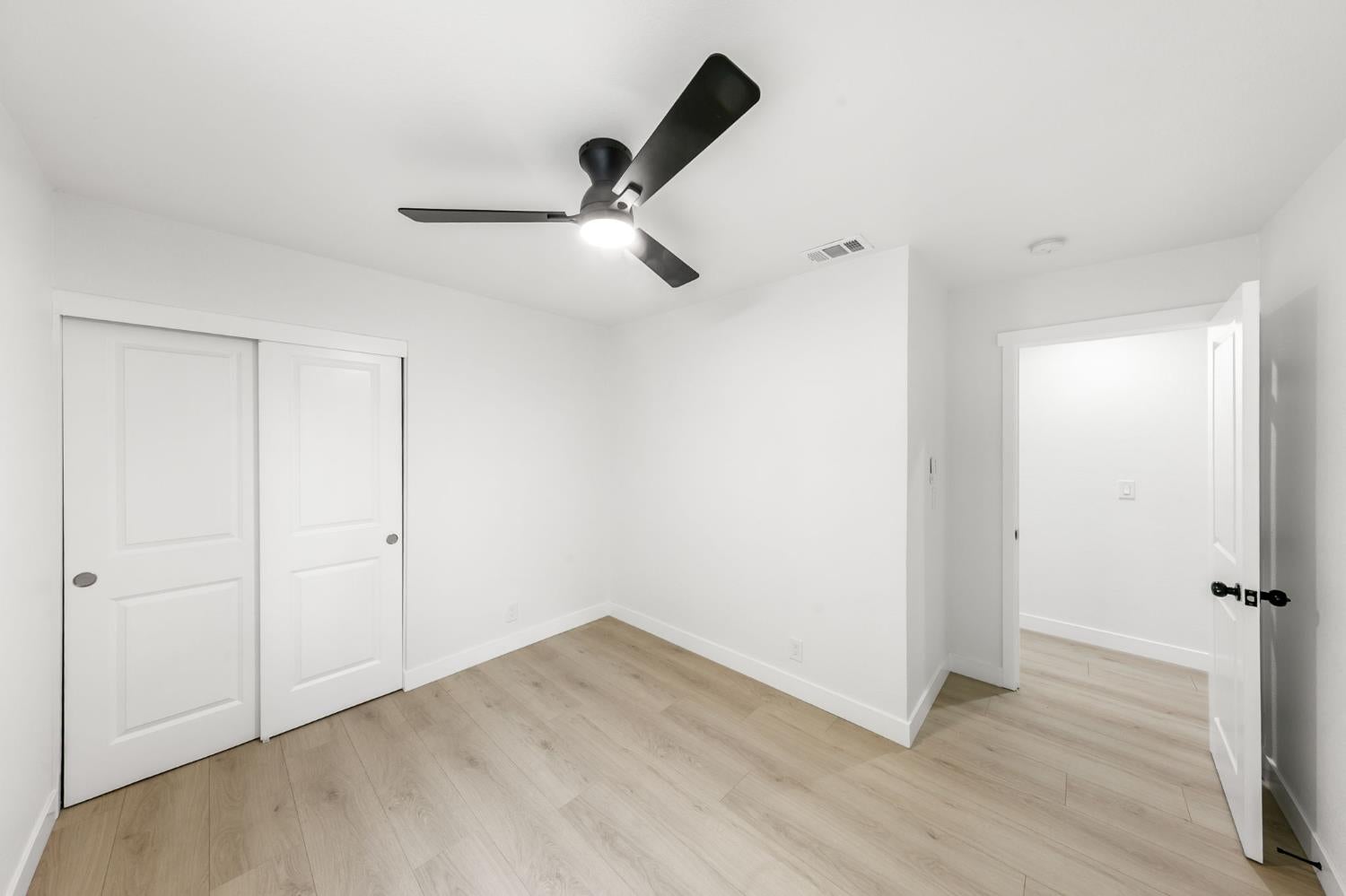 909 Regatta Drive