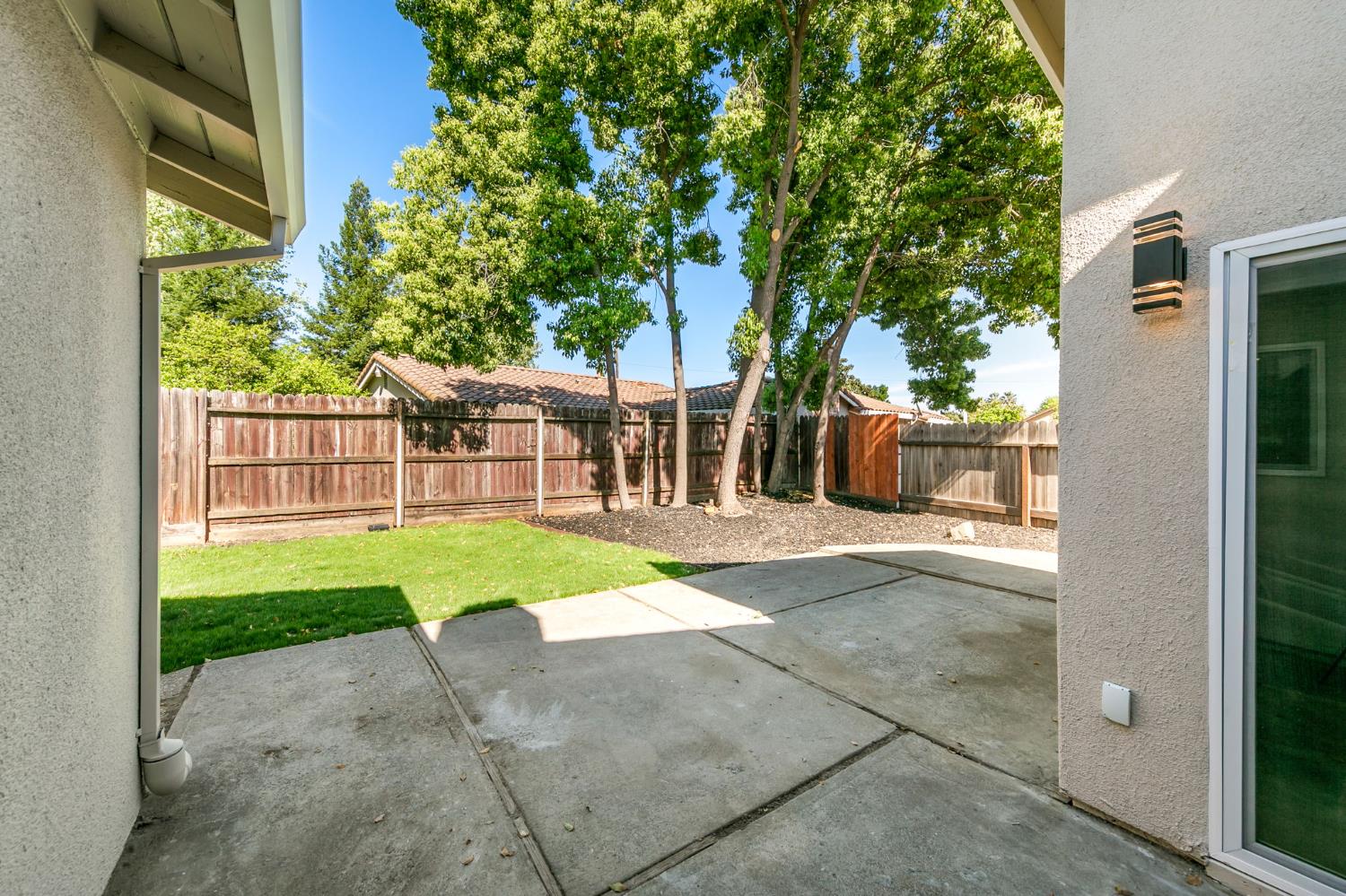 909 Regatta Drive