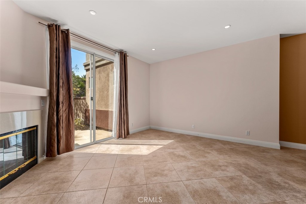 28 Mission Court