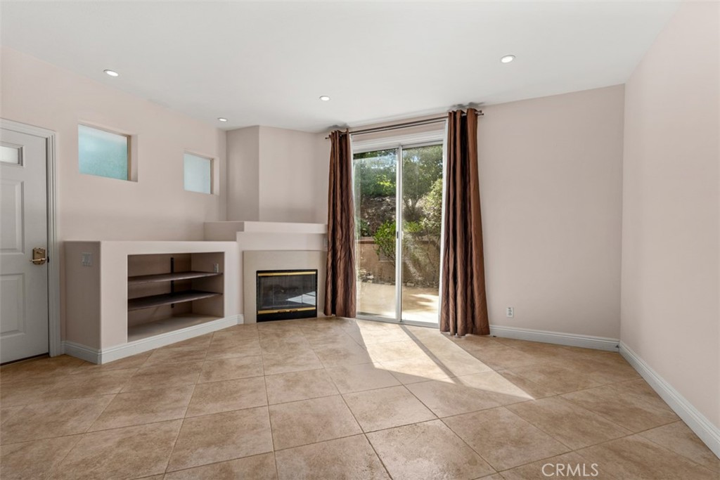 28 Mission Court