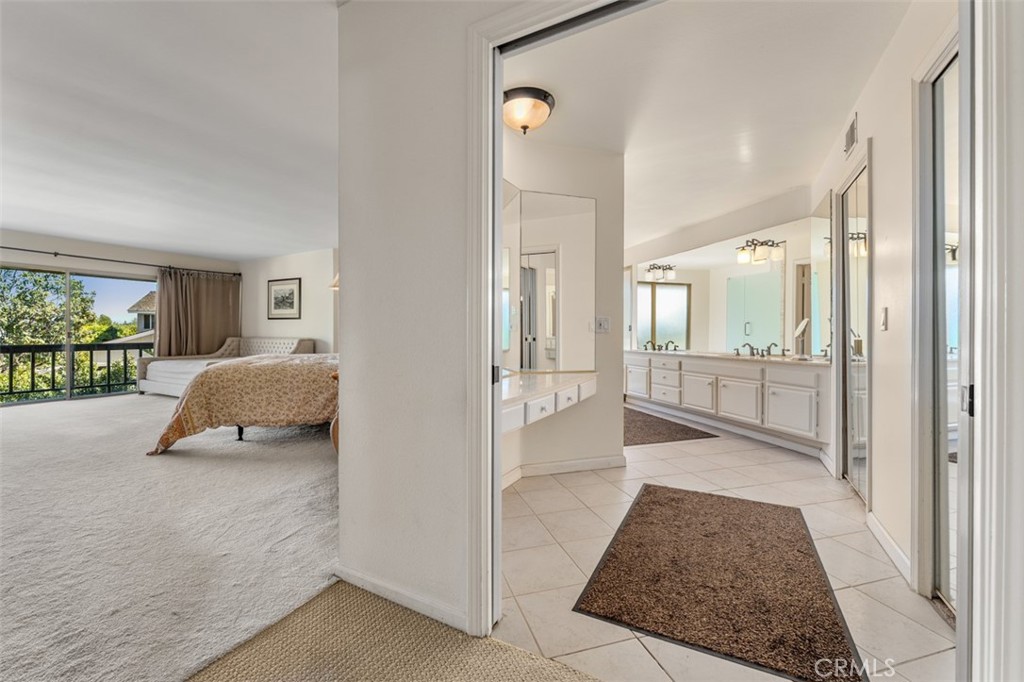 10 Rue Valbonne